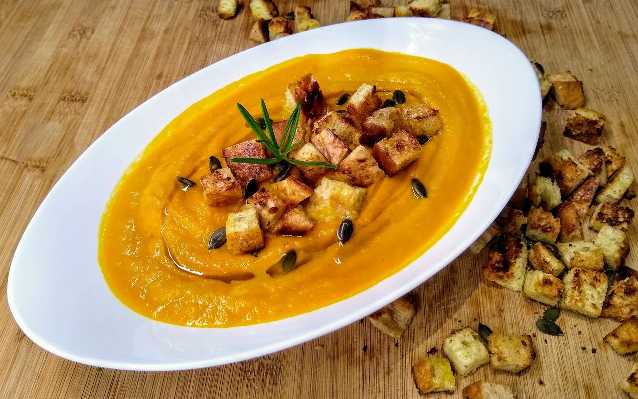 Vellutata di zucca con crostini